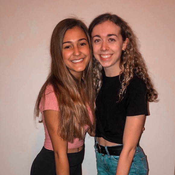 Meet your Posher, Hana - Picture 1 of 1